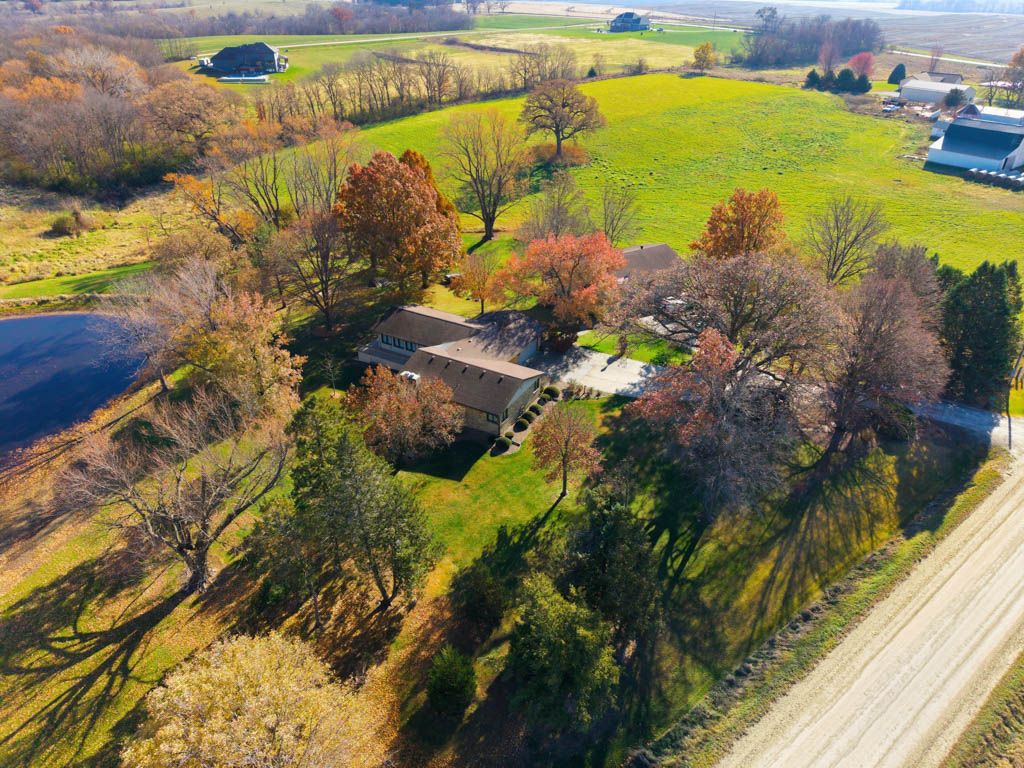 Listing Photo: 3281 140th Ave, Carlisle, IA 50047-8